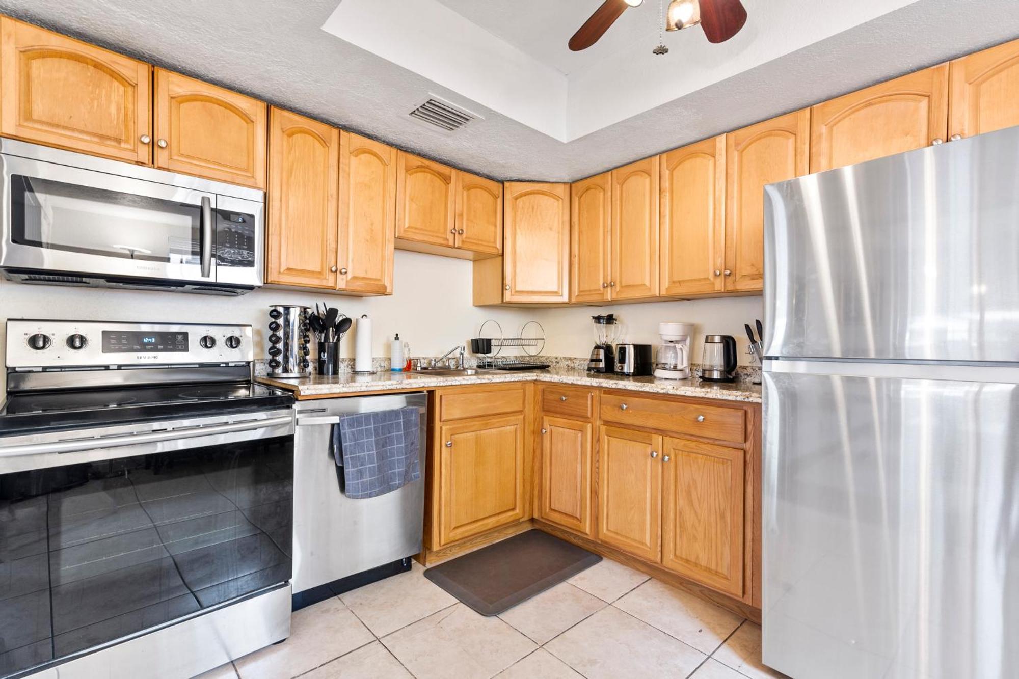Chic Downtown Vacation Home And Guest Home West Palm Beach Exterior photo